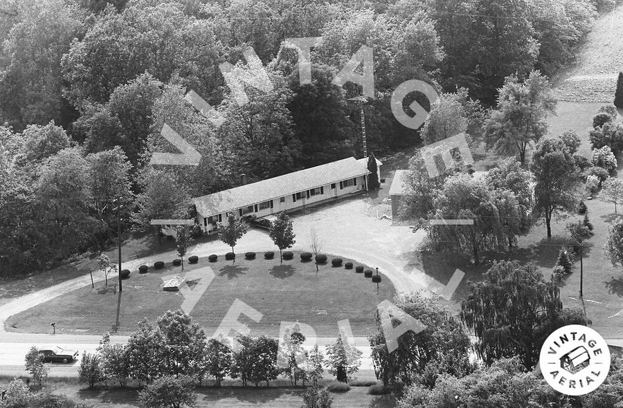 Dart Motel - 1973 Aerial (newer photo)